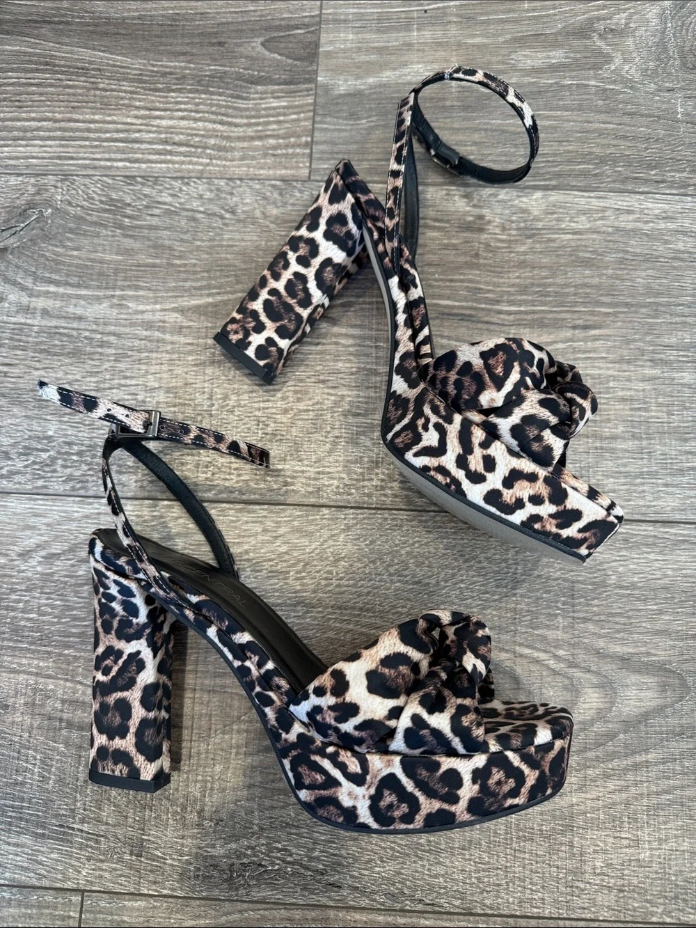 Leopard Print Platform Sandal - Size 7
